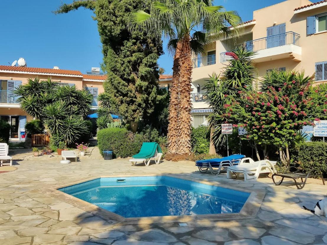 Rachel Suite By The Pool Πάφος Εξωτερικό φωτογραφία